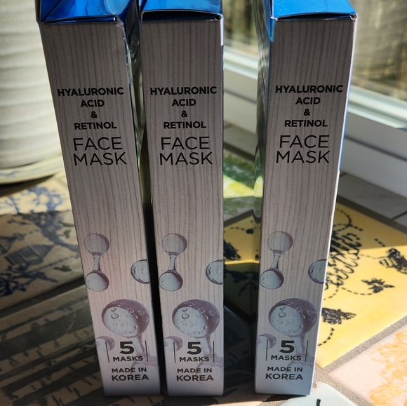 Hyaluronic Retinol Wrinkle Reducing Sheet Masks - Picture 4 of 7